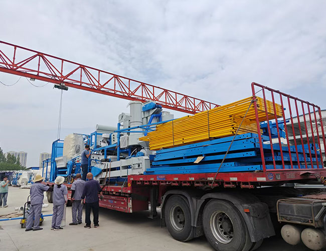 茂恒機械：5XFZ-40STM型復式精選機裝車發貨！！！